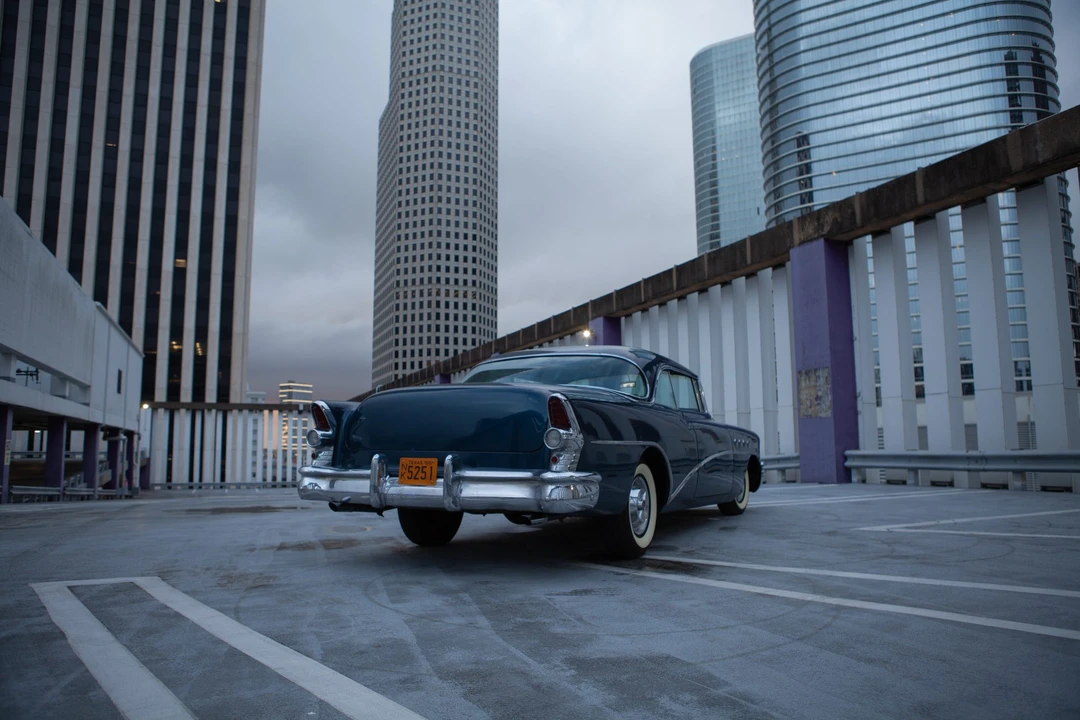 1955 Buick Super - Image 10 of 31