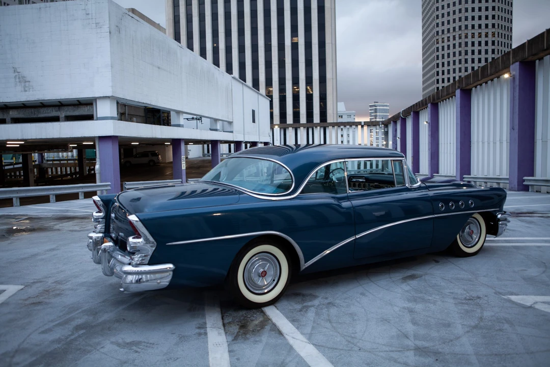 1955 Buick Super - Image 13 of 31