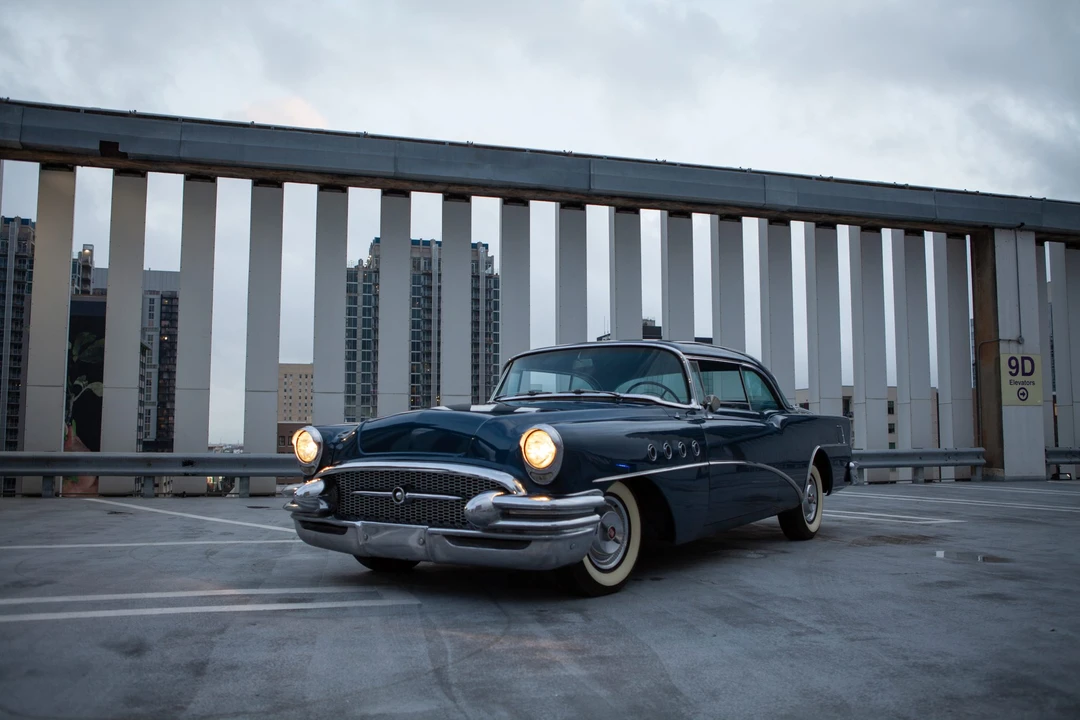 1955 Buick Super - Image 25 of 31