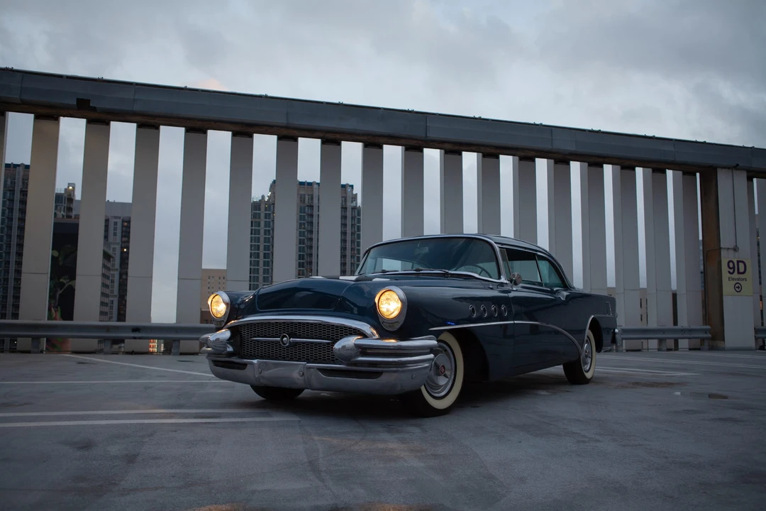 1955 Buick Super - Image 28 of 31