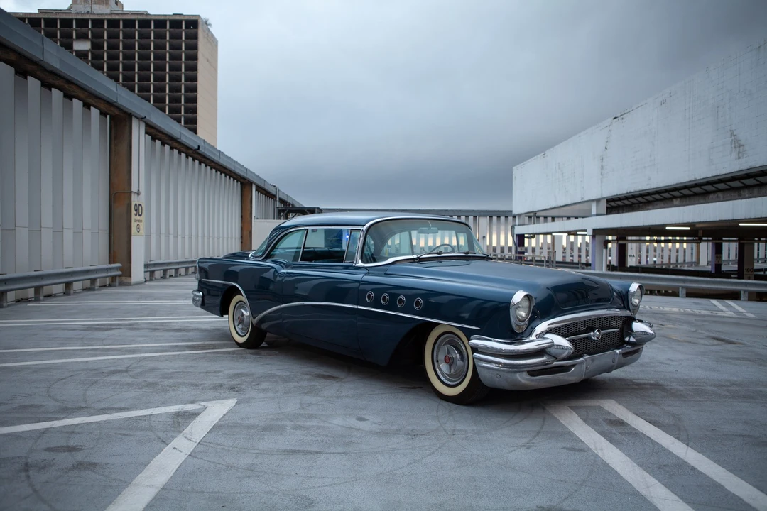 1955 Buick Super - Image 15 of 31
