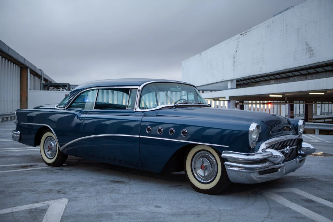 1955 Buick Super - Image 17 of 31