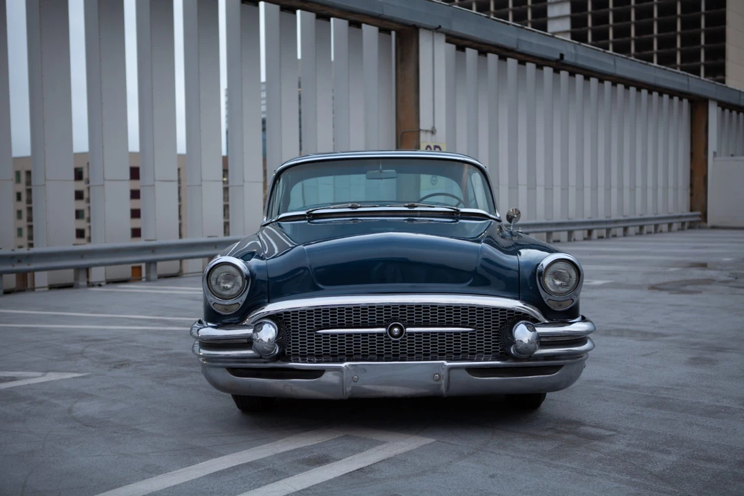1955 Buick Super - Image 23 of 31