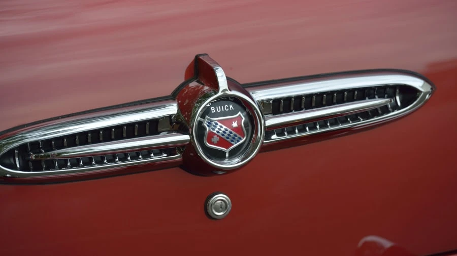 1955 Buick Super - Image 10 of 31