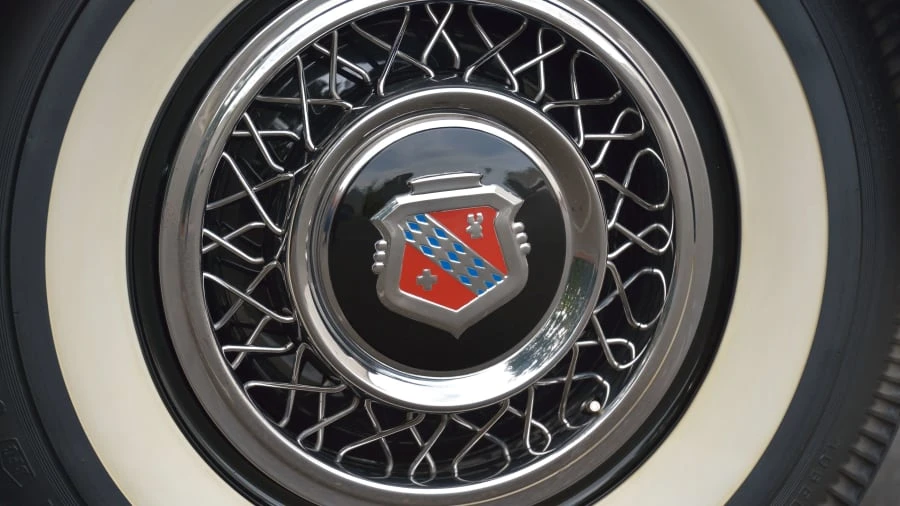 1955 Buick Super - Image 15 of 31