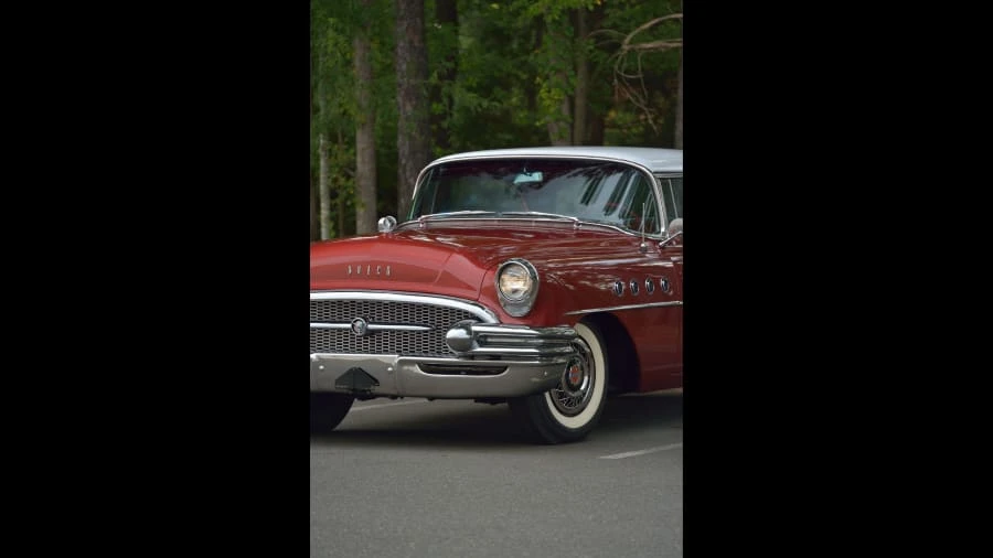 1955 Buick Super - Image 24 of 31