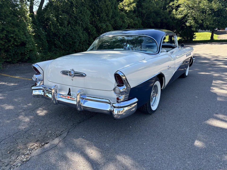 1955 Buick Super - Image 17 of 31