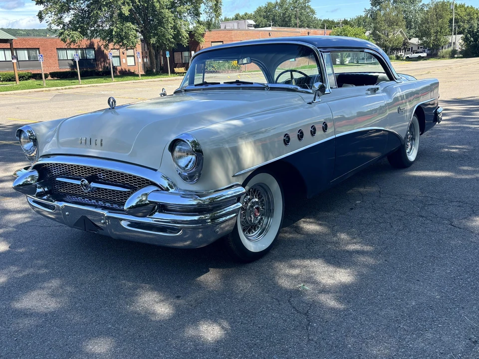 1955 Buick Super - Image 21 of 31