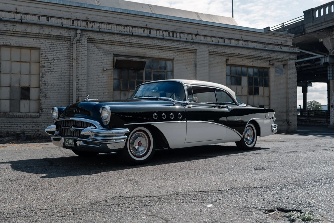 1955 Buick Super - Image 30 of 31