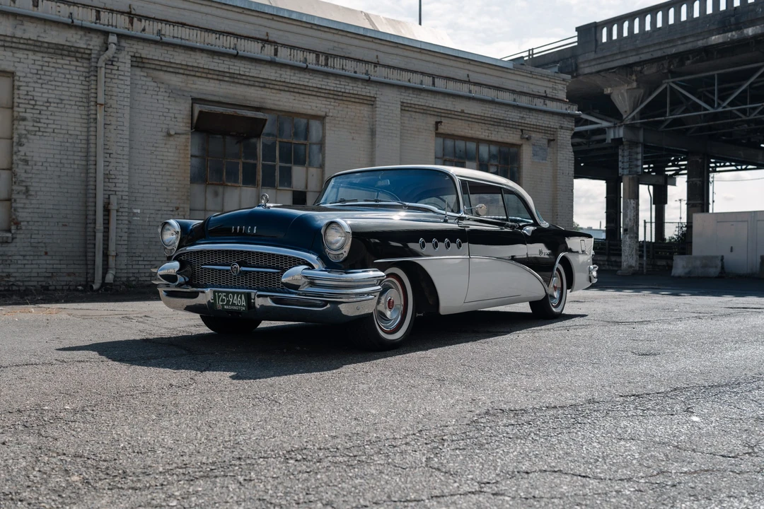 1955 Buick Super - Image 29 of 31