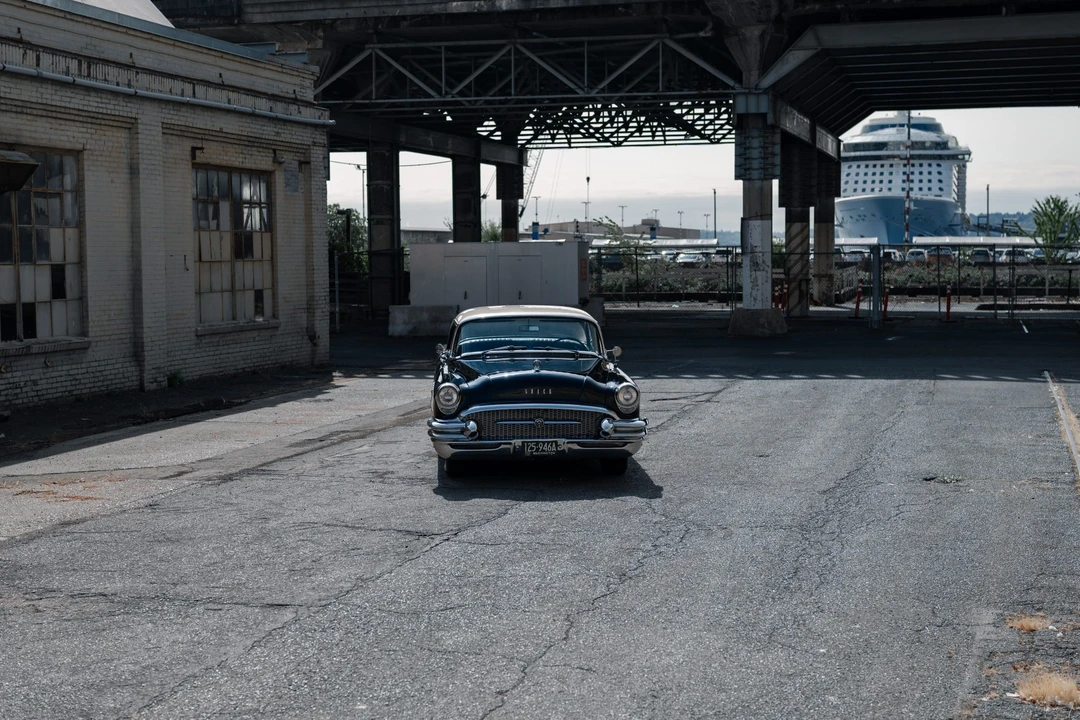 1955 Buick Super - Image 26 of 31