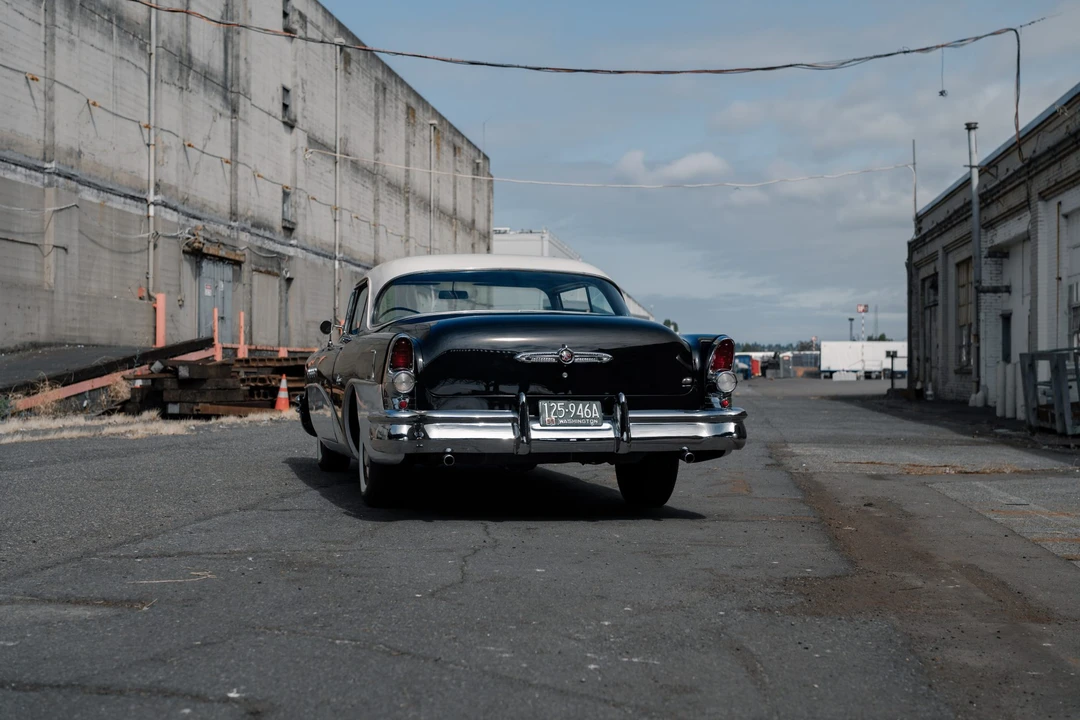 1955 Buick Super - Image 13 of 31