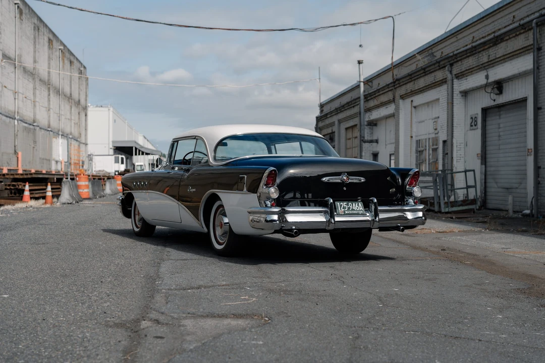 1955 Buick Super - Image 12 of 31