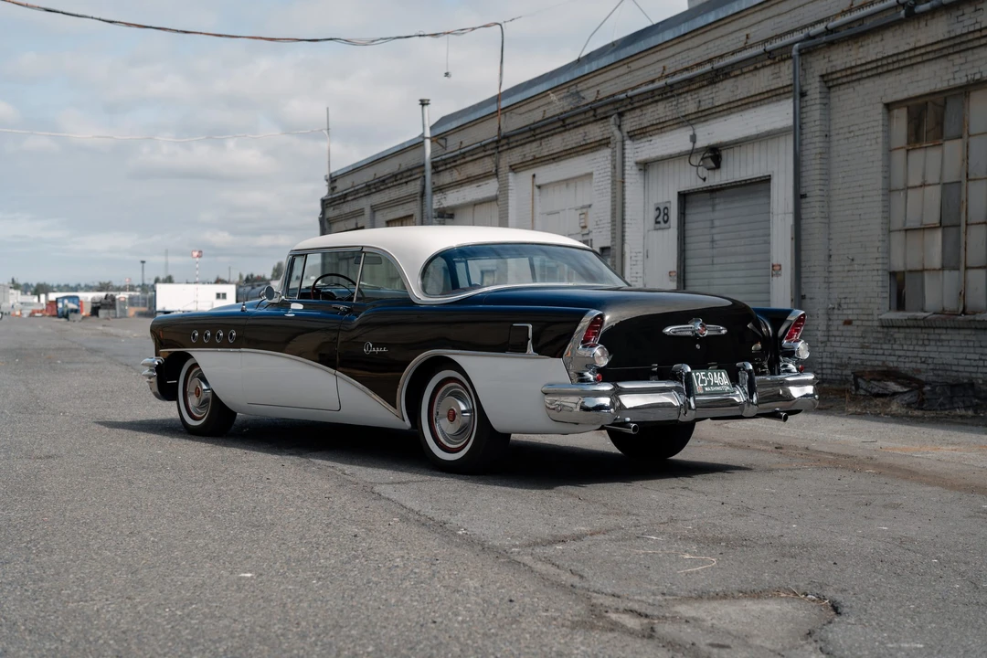 1955 Buick Super - Image 11 of 31