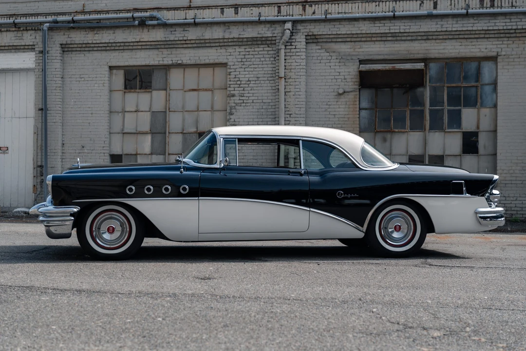 1955 Buick Super - Image 7 of 31