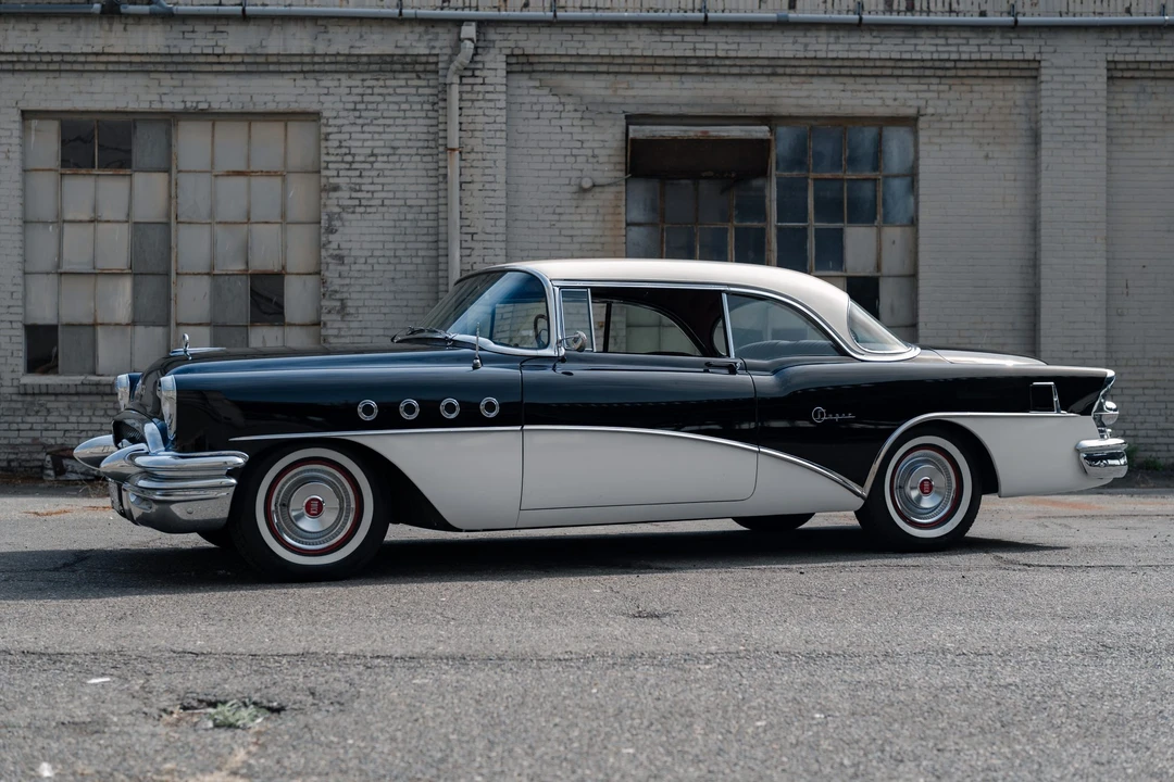 1955 Buick Super - Image 6 of 31