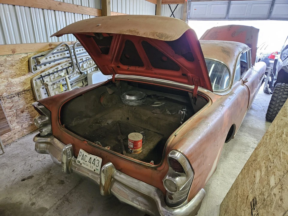 1955 Buick Super - Image 18 of 31
