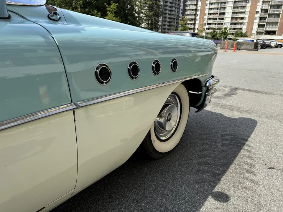 1955 Buick Super - Image 18 of 31