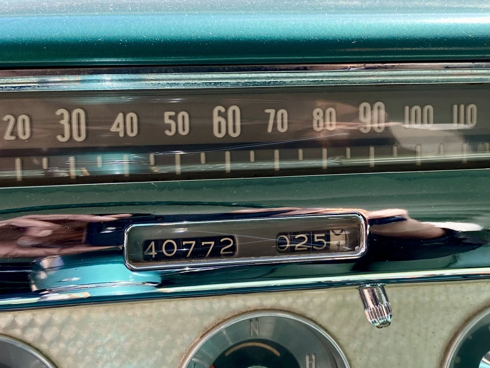 1955 Buick Super - Image 10 of 11