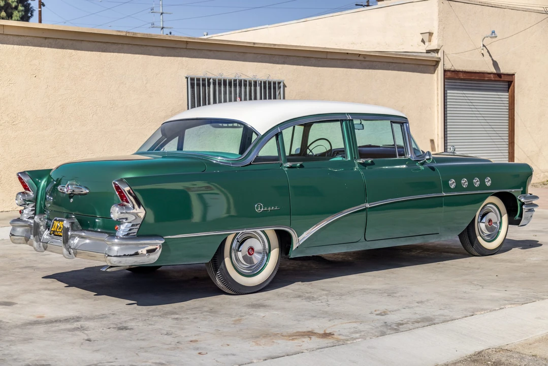 1955 Buick Super - Image 8 of 31
