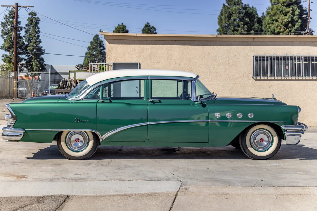 1955 Buick Super - Image 6 of 31