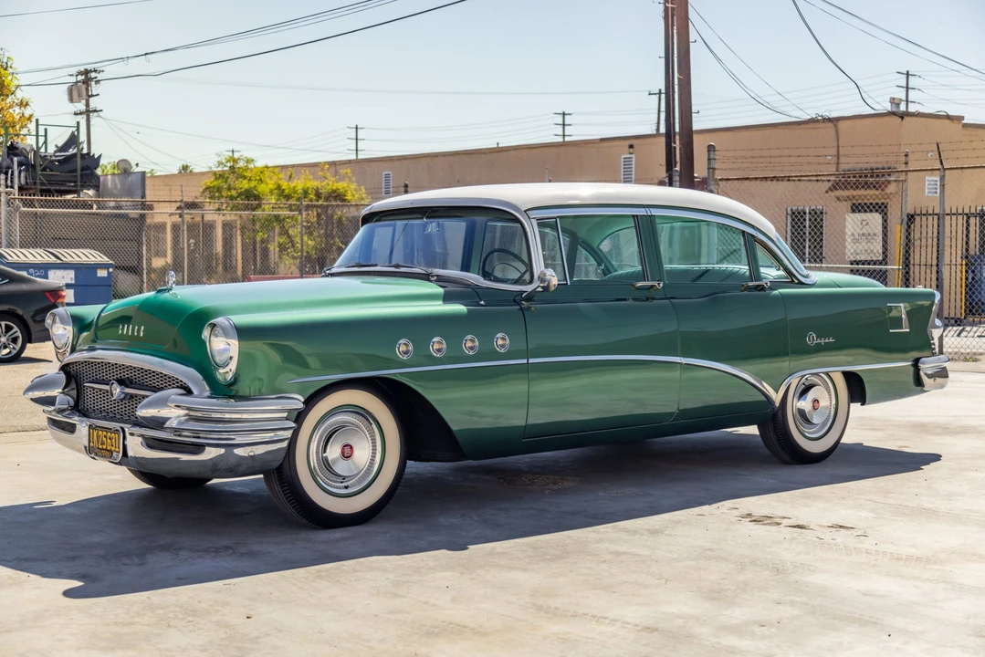 1955 Buick Super - Image 15 of 31