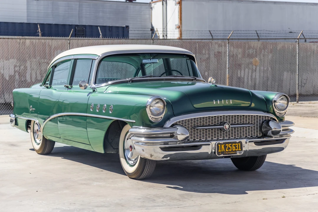 1955 Buick Super - Image 3 of 31