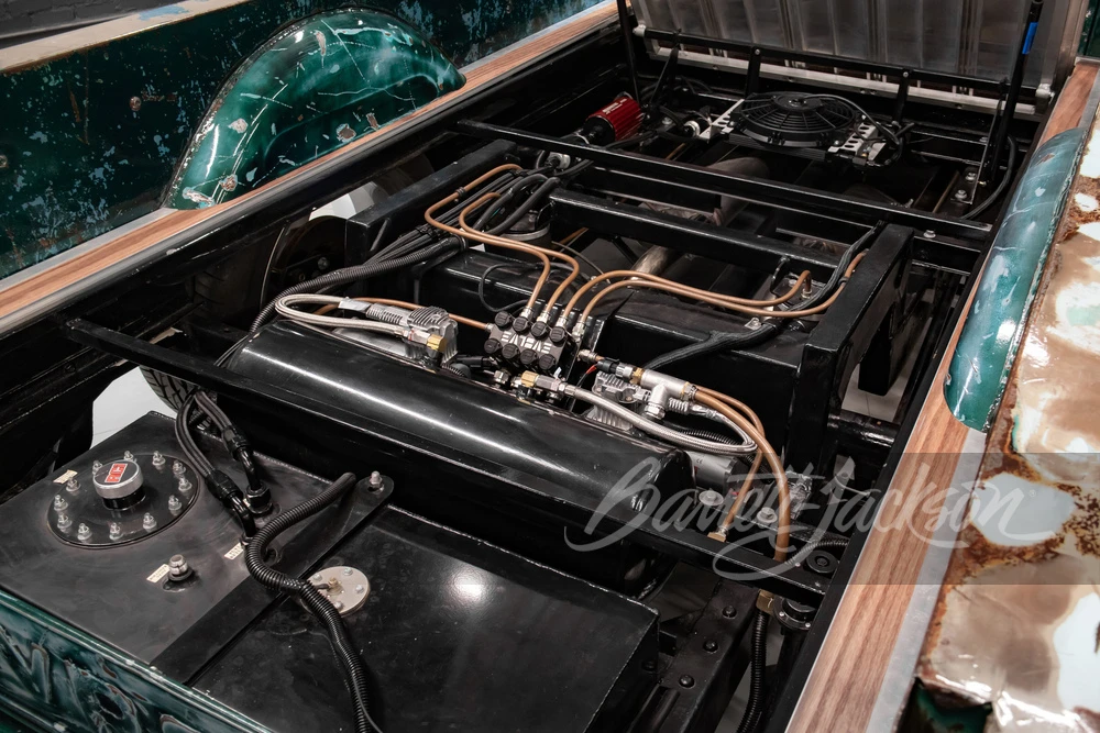 1955 Chevrolet Task Force - Image 23 of 31