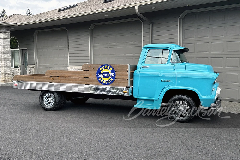 1955 Chevrolet Task Force - Image 14 of 31
