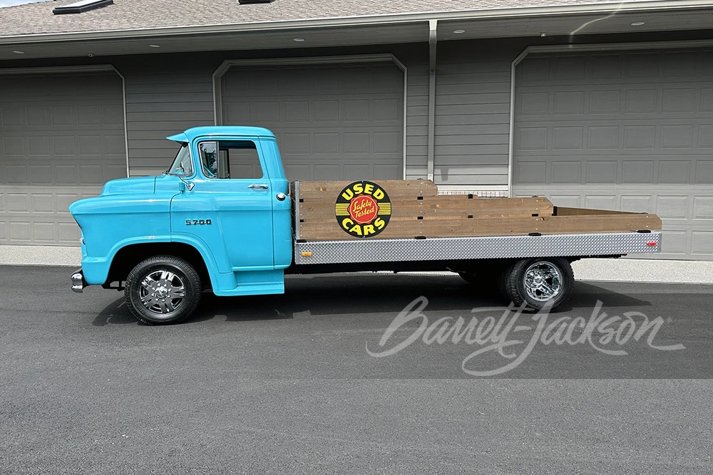 1955 Chevrolet Task Force - Image 26 of 31