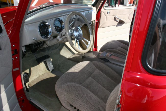1955 Chevrolet Task Force - Image 4 of 7