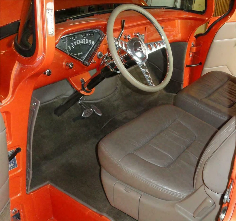 1955 Chevrolet Task Force - Image 4 of 5
