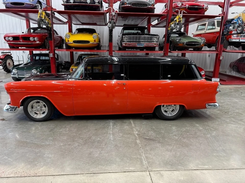 1955 Chevrolet Task Force - Image 2 of 10