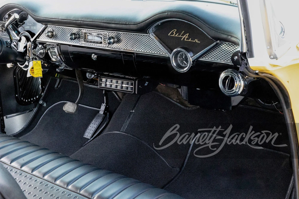1955 Chevrolet Nomad - Image 10 of 20