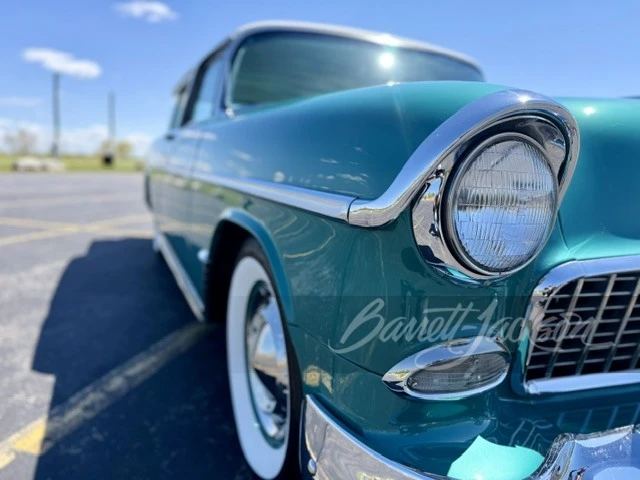 1955 Chevrolet Nomad - Image 9 of 17
