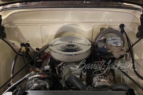 1955 Chevrolet Suburban - Image 2 of 8