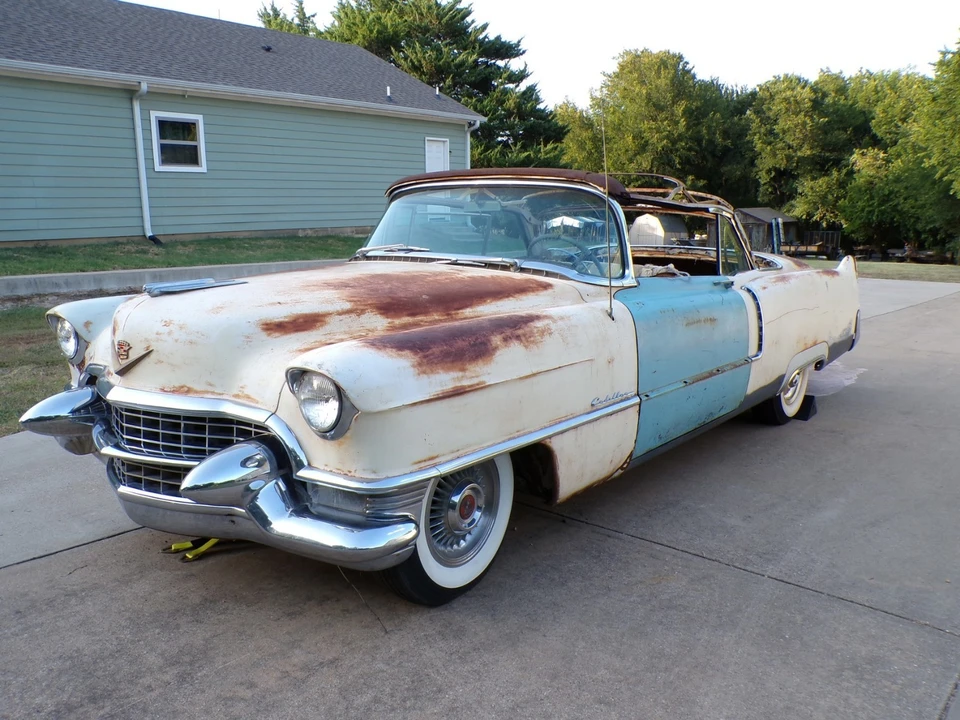 1955 Cadillac DeVille - Image 3 of 31