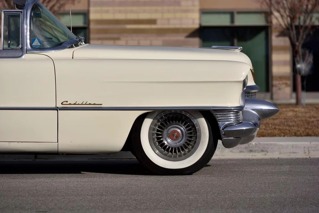 1955 Cadillac Eldorado 2nd Gen - Image 16 of 31