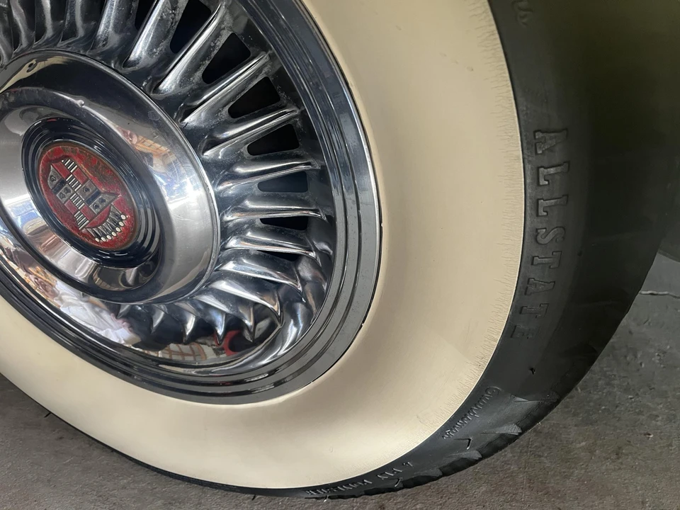 1955 Cadillac Eldorado 2nd Gen - Image 24 of 31