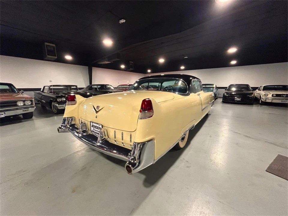 1955 Cadillac Series 62 3rd Gen - Image 27 of 31