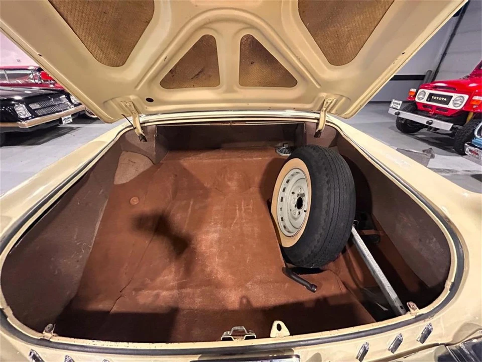 1955 Cadillac Series 62 3rd Gen - Image 24 of 31