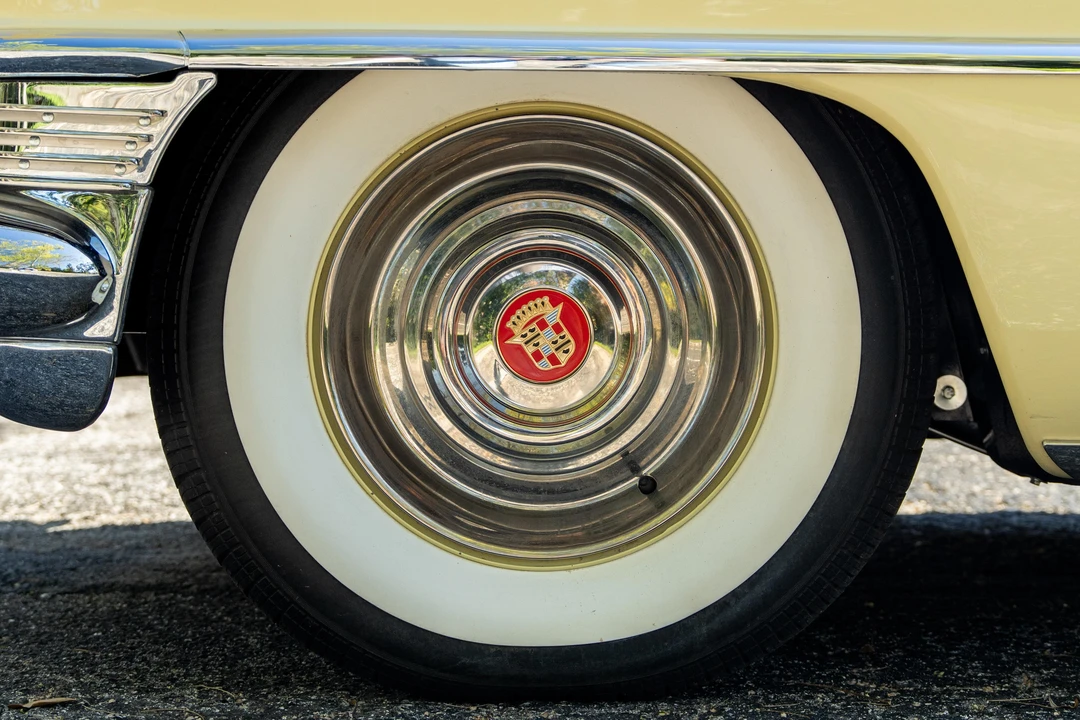 1955 Cadillac DeVille - Image 29 of 31