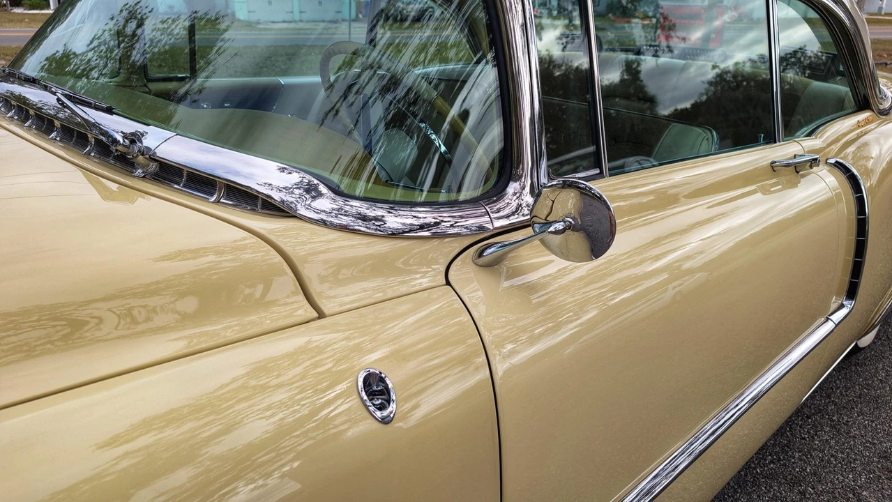 1955 Cadillac DeVille - Image 15 of 31