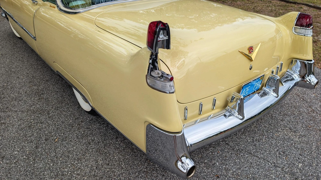 1955 Cadillac DeVille - Image 20 of 31