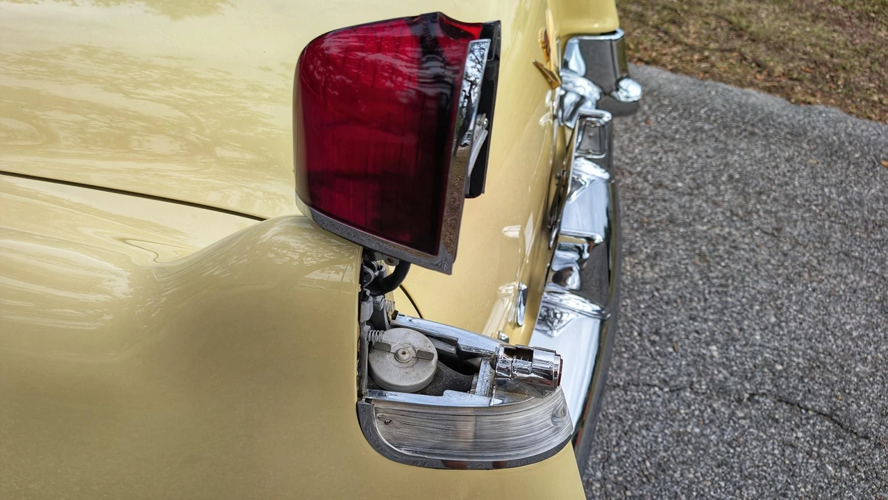 1955 Cadillac DeVille - Image 21 of 31