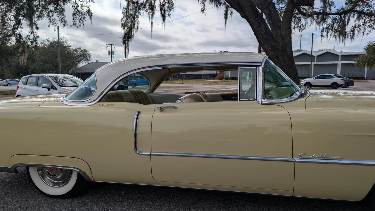 1955 Cadillac DeVille - Image 27 of 31