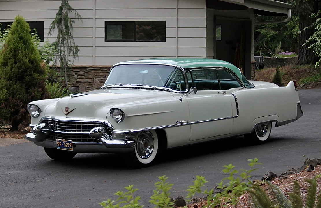 1955 Cadillac Series 62 3rd Gen - Image 9 of 31