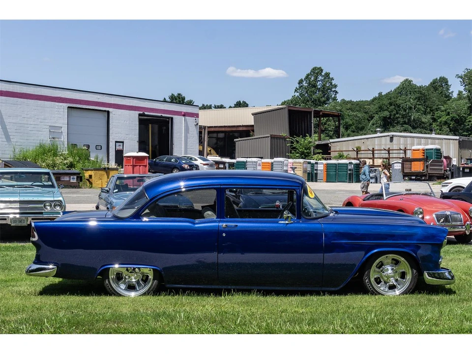 1955 Chevrolet Task Force - Image 7 of 21