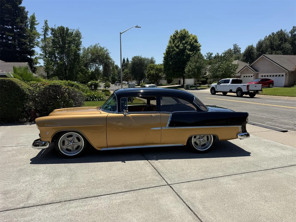 1955 Chevrolet Tri-Five Bel Air Sedan & Wagon - Image 3 of 31