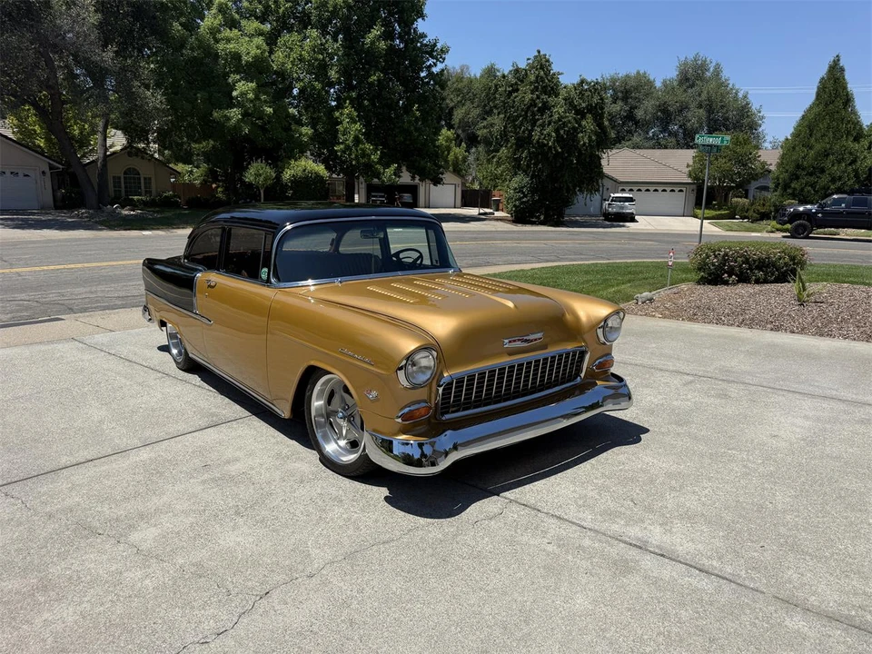 1955 Chevrolet Tri-Five Bel Air Sedan & Wagon - Image 5 of 31